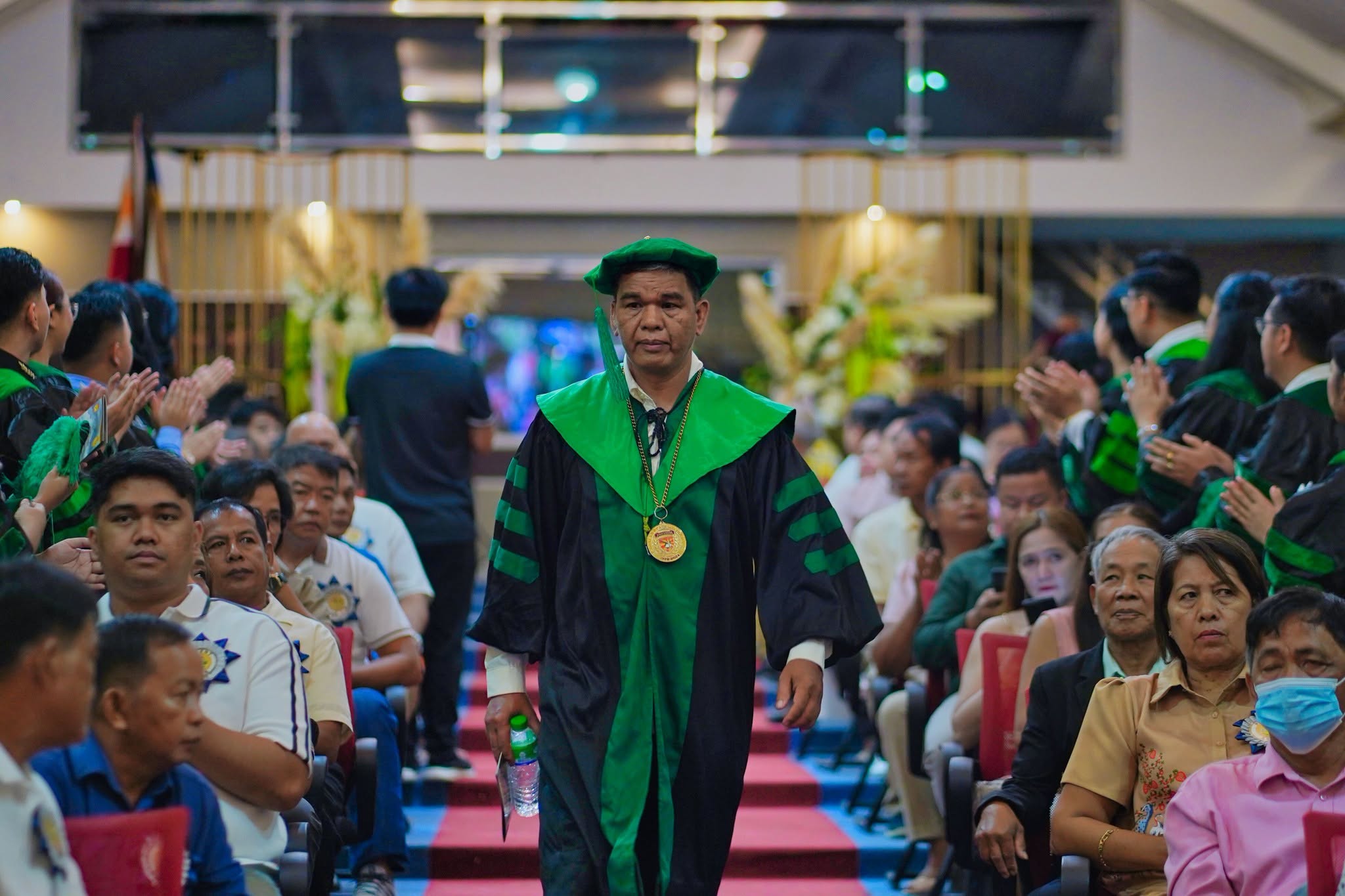 MEDICINE-GRAD-PHOTOSET photo 18